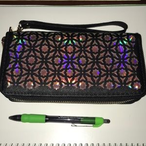 Hologram cutout double zip wristlet